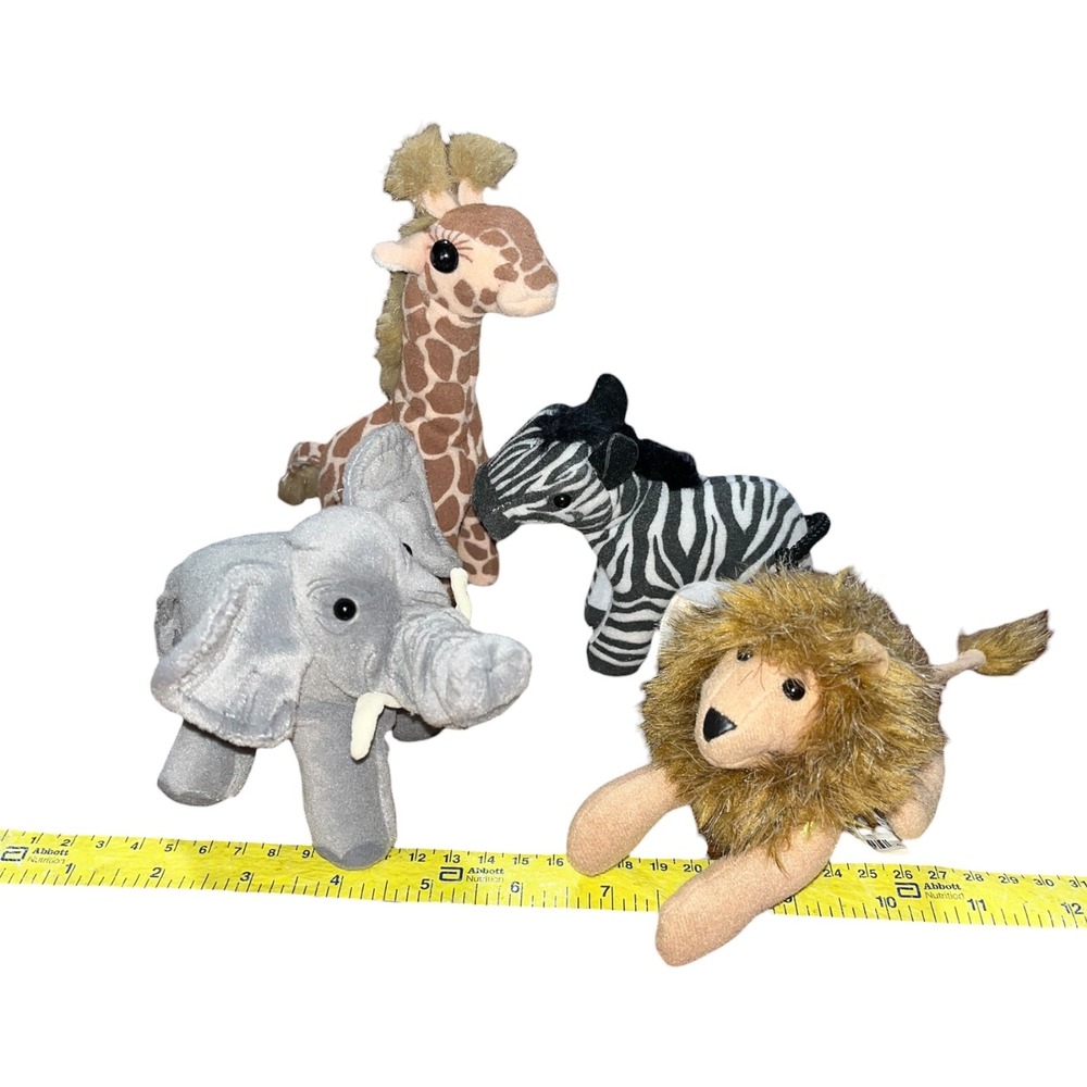 Folkmanis African Wildlife Finger Puppet Playset Retired Giraffe Zebra Elephant - Picture 1 of 6